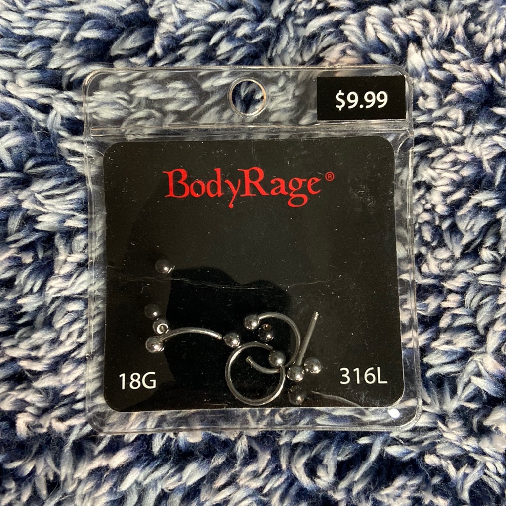 Nwt Spencer’s Body Rage 4 Pack Silver/Metallic 18g/316l Earring/Piercing Set